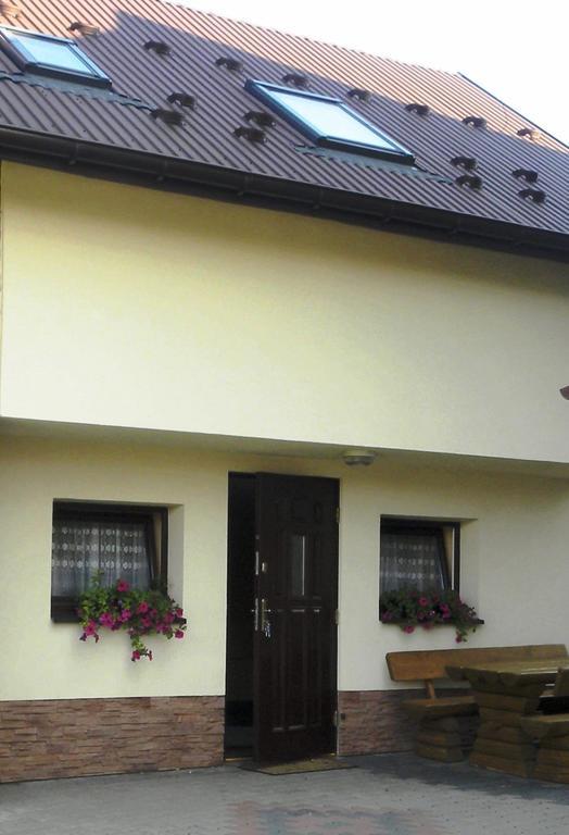 Villa Familiówka Mizerna Exterior foto
